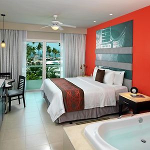 Habitación con Cama King